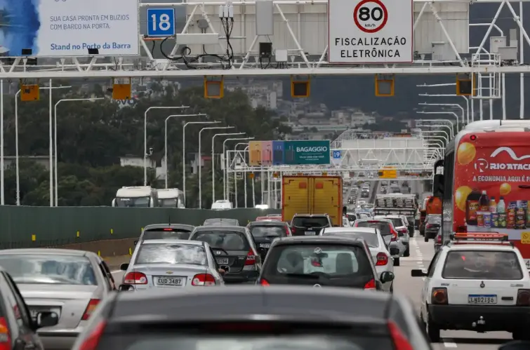 Quanto mais radares, menos infrações: estudo aponta impacto da fiscalização no Brasil