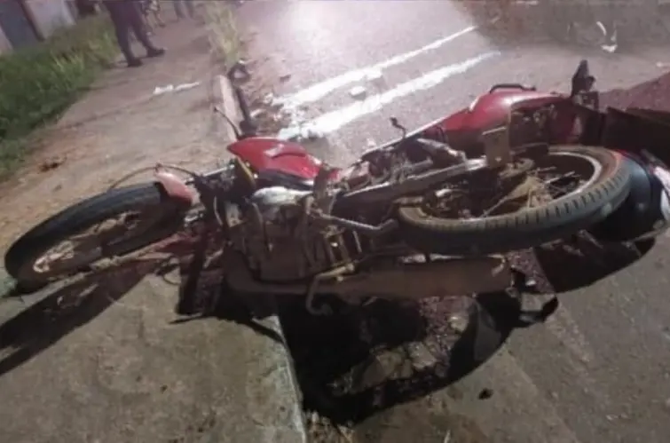 Grave acidente deixa mãe, filha e motociclista seriamente feridos na zona Leste de Porto Velho