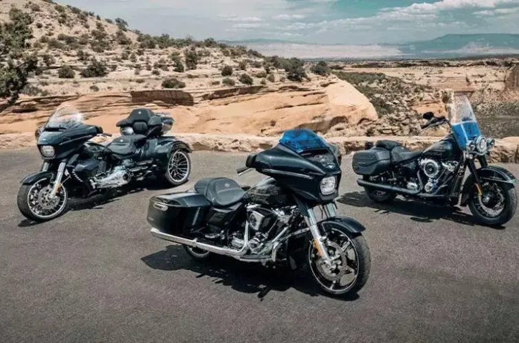 Harley-Davidson lança Liberty Edition e apresenta 13 novidades para a linha 2026