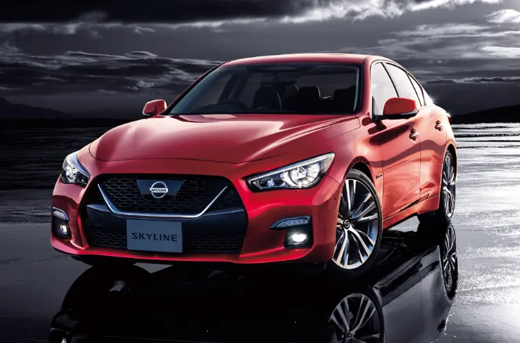 Nissan Skyline retorna em nova geração com estilo retrô e sem ligação direta com o GT-R