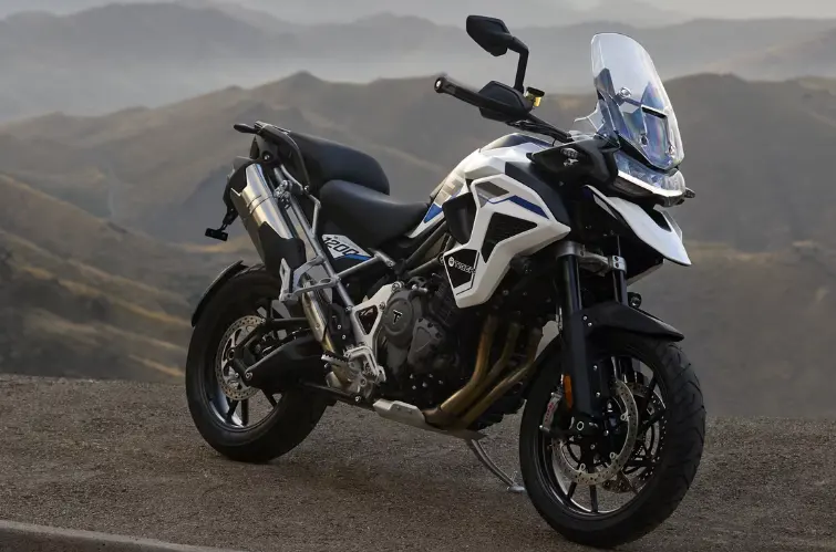 Triumph Tiger 900 e 1200 ganham séries especiais Alpine e Desert no Brasil