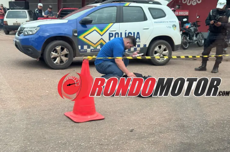 Mulher sem habilitação se envolve em acidente entre moto e carro e sofre fratura em Porto Velho