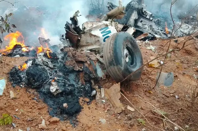 Desastre aéreo no Quênia mata 11 pessoas após explosão durante voo turístico