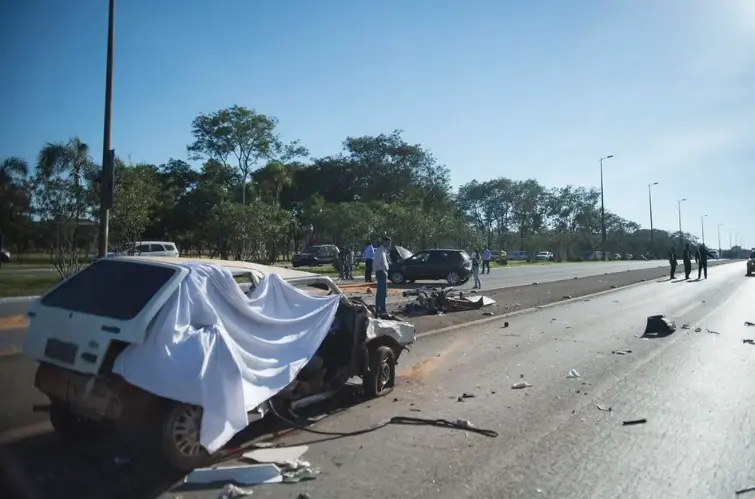 Projeto quer suspender CNH por 10 anos de motoristas que causarem morte no trânsito