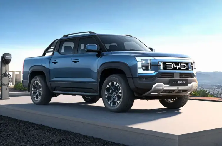 CEO da Ford elogia BYD Shark, diz que BYD Shark é boa, mas ‘não é uma Ranger ou uma Hilux’  